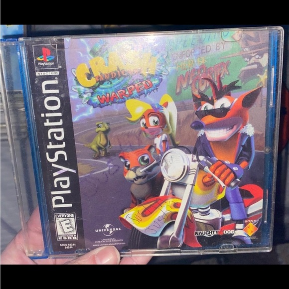 Crash Bandicoot Warped For Playstation 1 - Picture 2 of 3